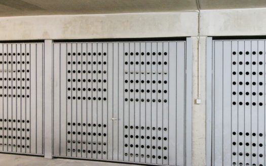 ABSPERRBARE GARAGE IN TG – ST. CAJETAN-STR.14 – FÜR PKW, MOTTORAD, OLDTIMER ETC.