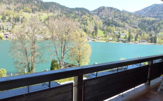 Rottach-Egern / freier See- u. Bergblick – große 2-Zi-Whg. Spitzenlage am See