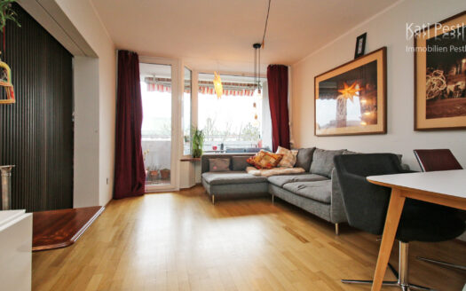 Kapitalanlage in Bestlage – Vermietete 3-Zimmer-DG-Wohnung mit TG-Stellplatz in Neuhausen