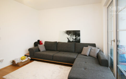 DACHGESCHOSS – 7. OG – 2. Zi Whg. ca, 52m² WFL, Balkon, Keller, TG, Dachterrasse und EBK